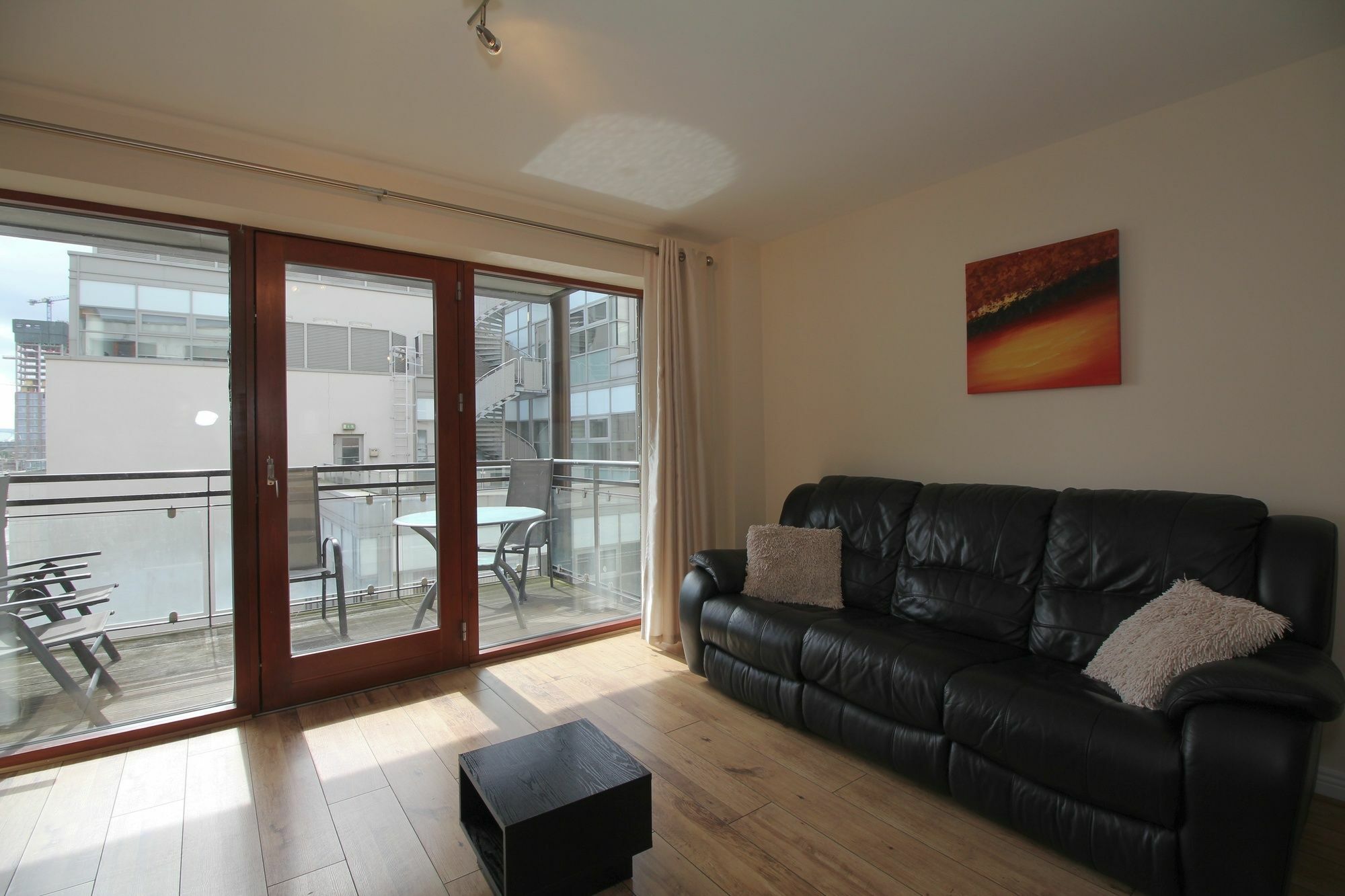 Point Village Modern Apartment Δουβλίνο Εξωτερικό φωτογραφία